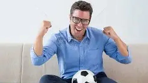 巅峰对决：阿尔巴甲传奇对决，卢斯嘉VS拉奇，谁将问鼎荣耀巅峰？